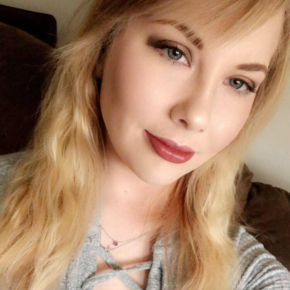 Meet your Posher, Tiffany